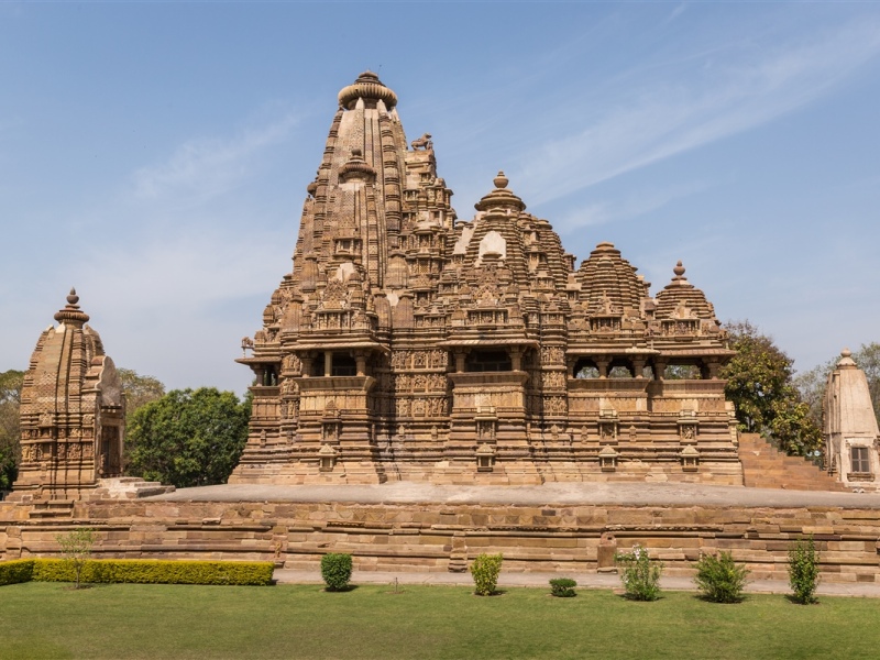 Khajuraho – Vishvanatha Temple